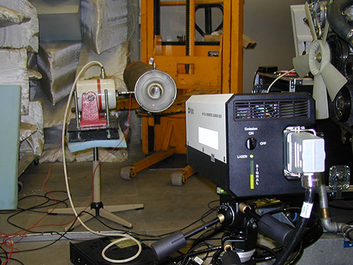 Measuring natural frequency modes on the cover of a carrier roller using laser-scanning vibrometry